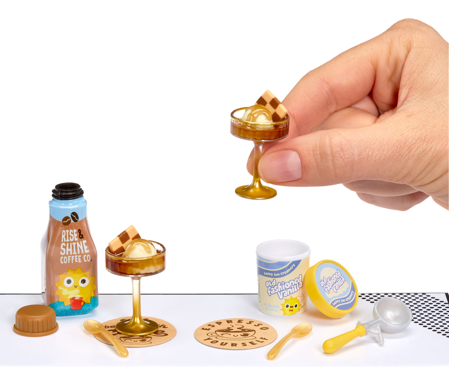 MGA's Miniverse- Make It Mini Foods: Cafe in PDQ Series 5