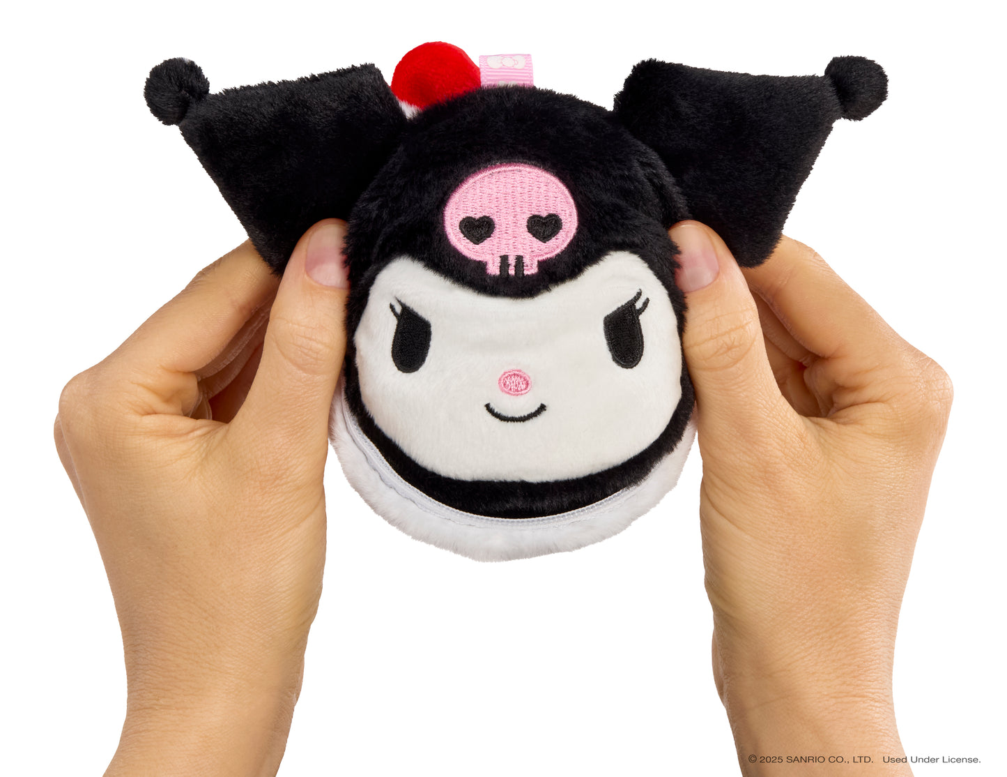 L.O.L. Surprise Loves Reversible Plush Surprise Asst in PDQ