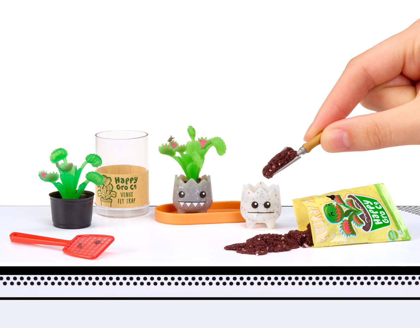 MGA's Miniverse - Make It Mini Nature Series 3 in PDQ