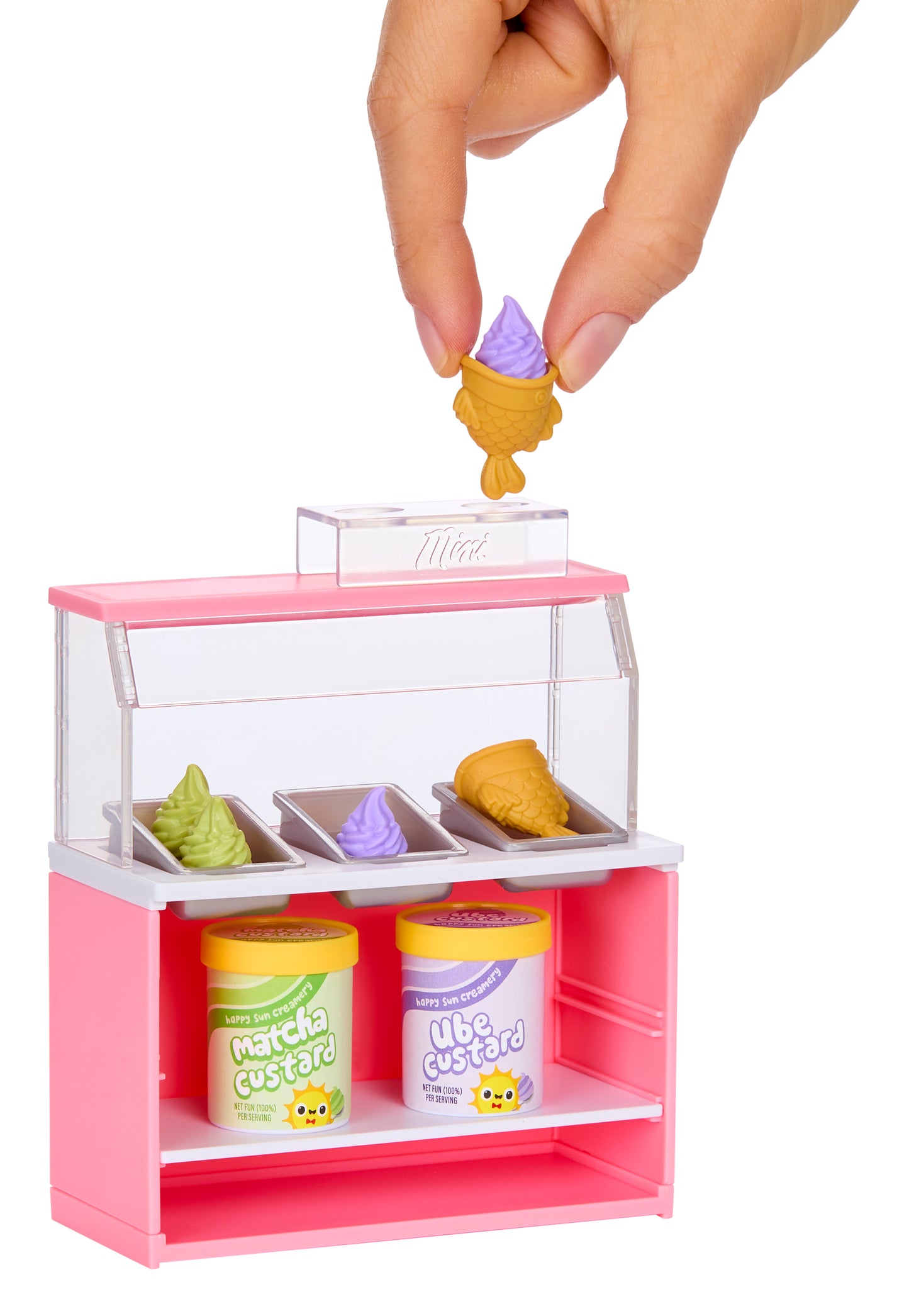 MGA's Miniverse - Spaces Furniture Pack in PDQ