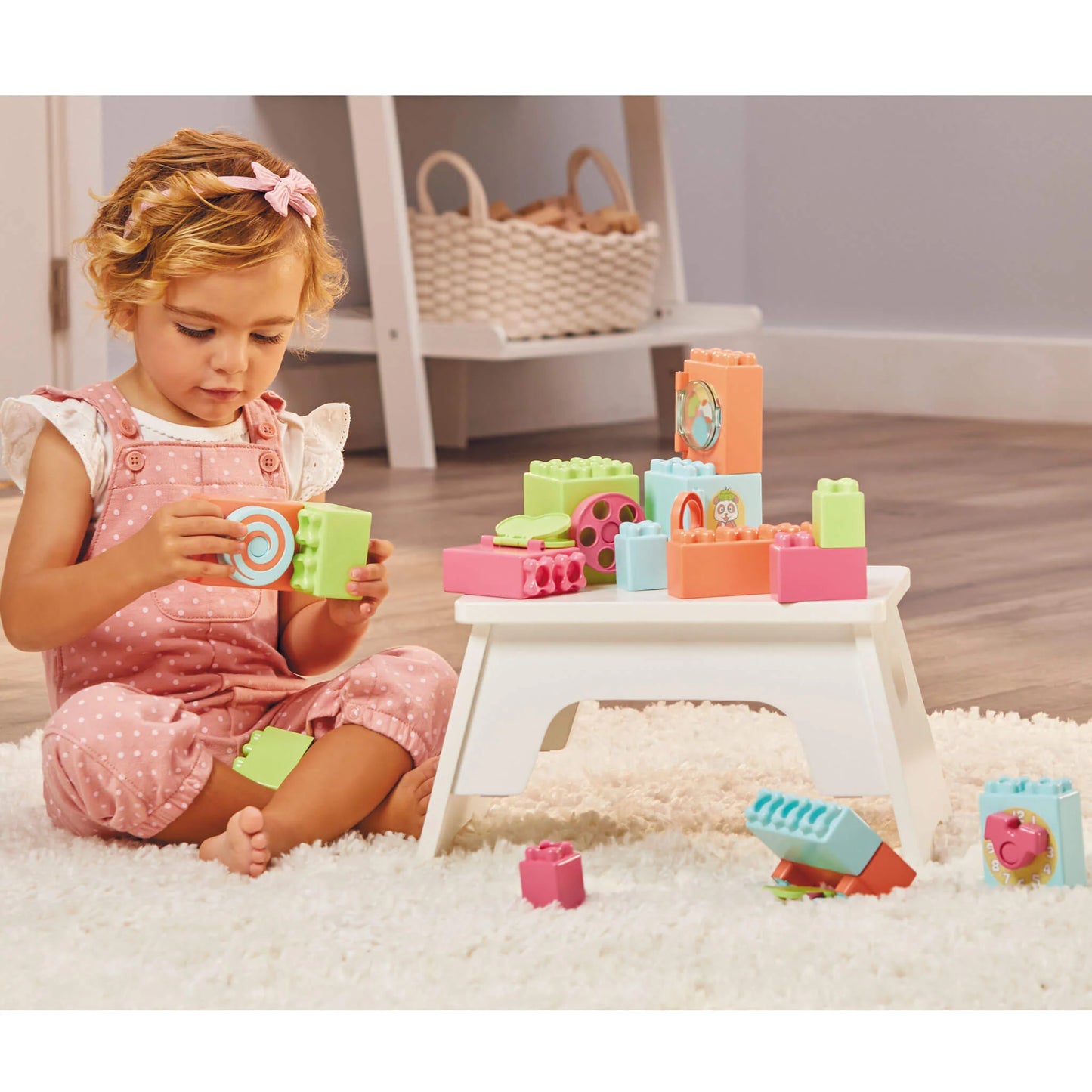 Little Tikes Baby Builders™  Explore Together Blocks